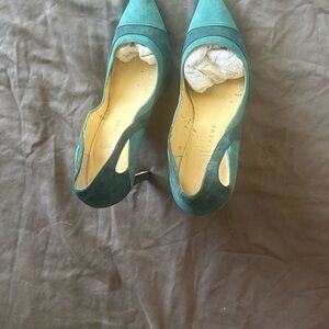 Ivanka Trump Green High Heeled Pumps
